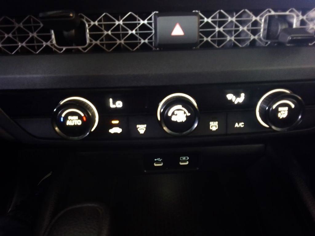 Used 2024 Honda Accord LX image 11