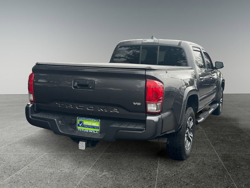 Used 2016 Toyota Tacoma TRD Sport w/ Towing Package image 7