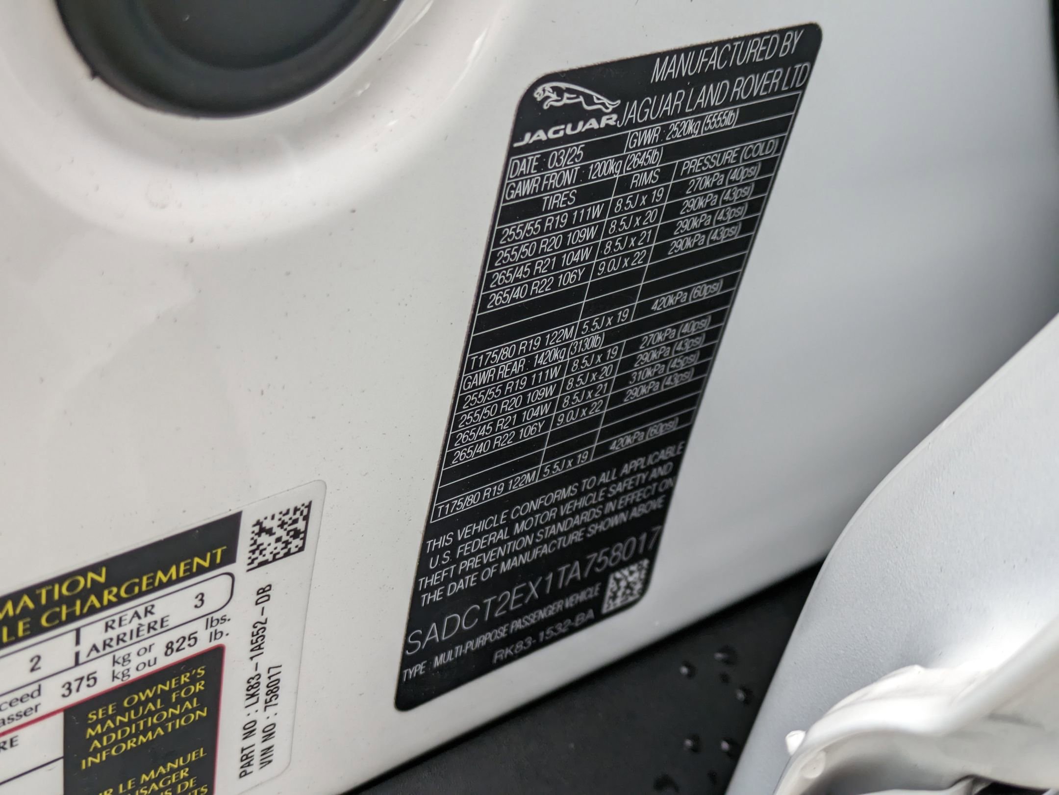 New 2026 Jaguar F-PACE R-Dynamic S image 32