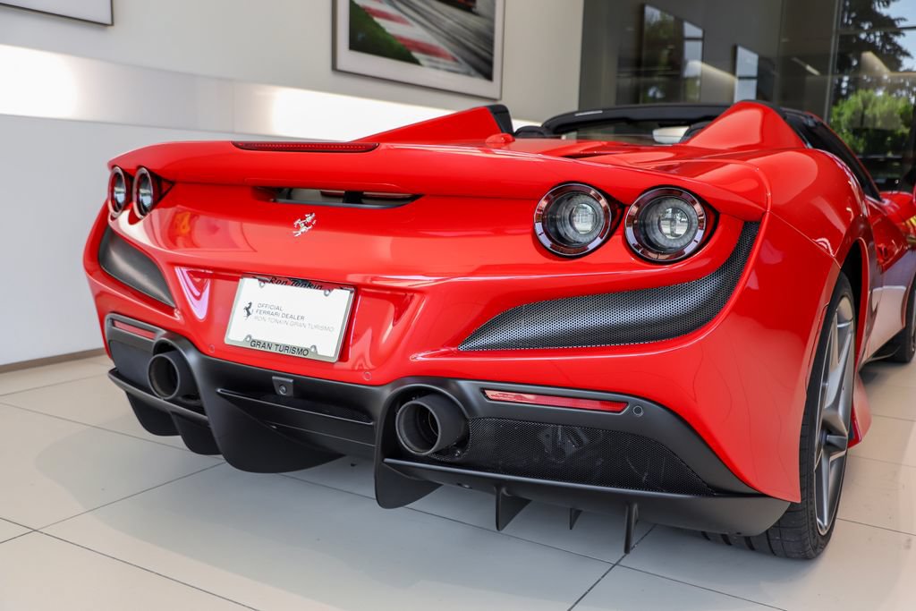 Certified 2022 Ferrari F8 Tributo RWD image 43