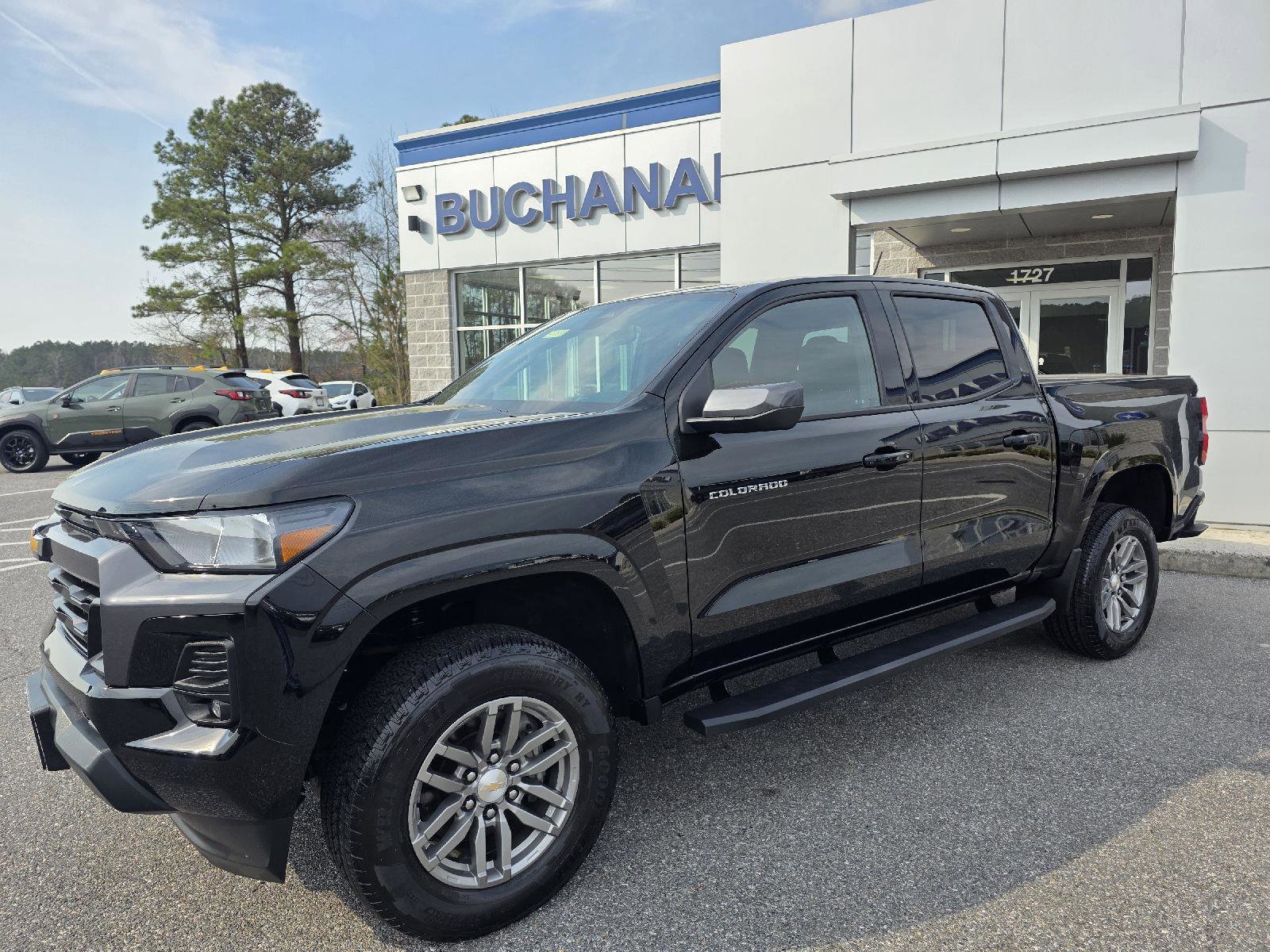 Used 2023 Chevrolet Colorado LT w/ LT Convenience Package II image 1