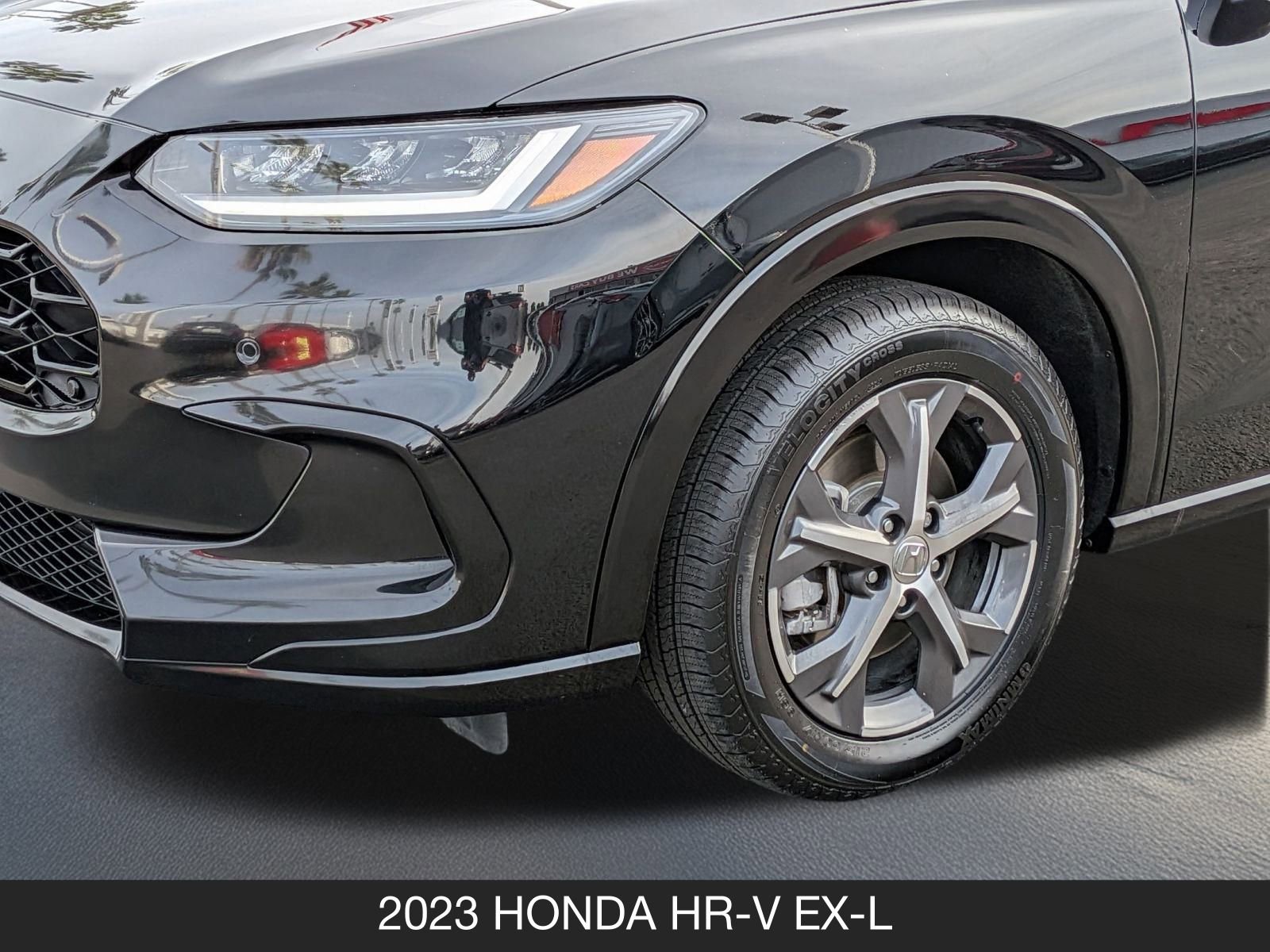 Used 2023 Honda HR-V EX-L image 10