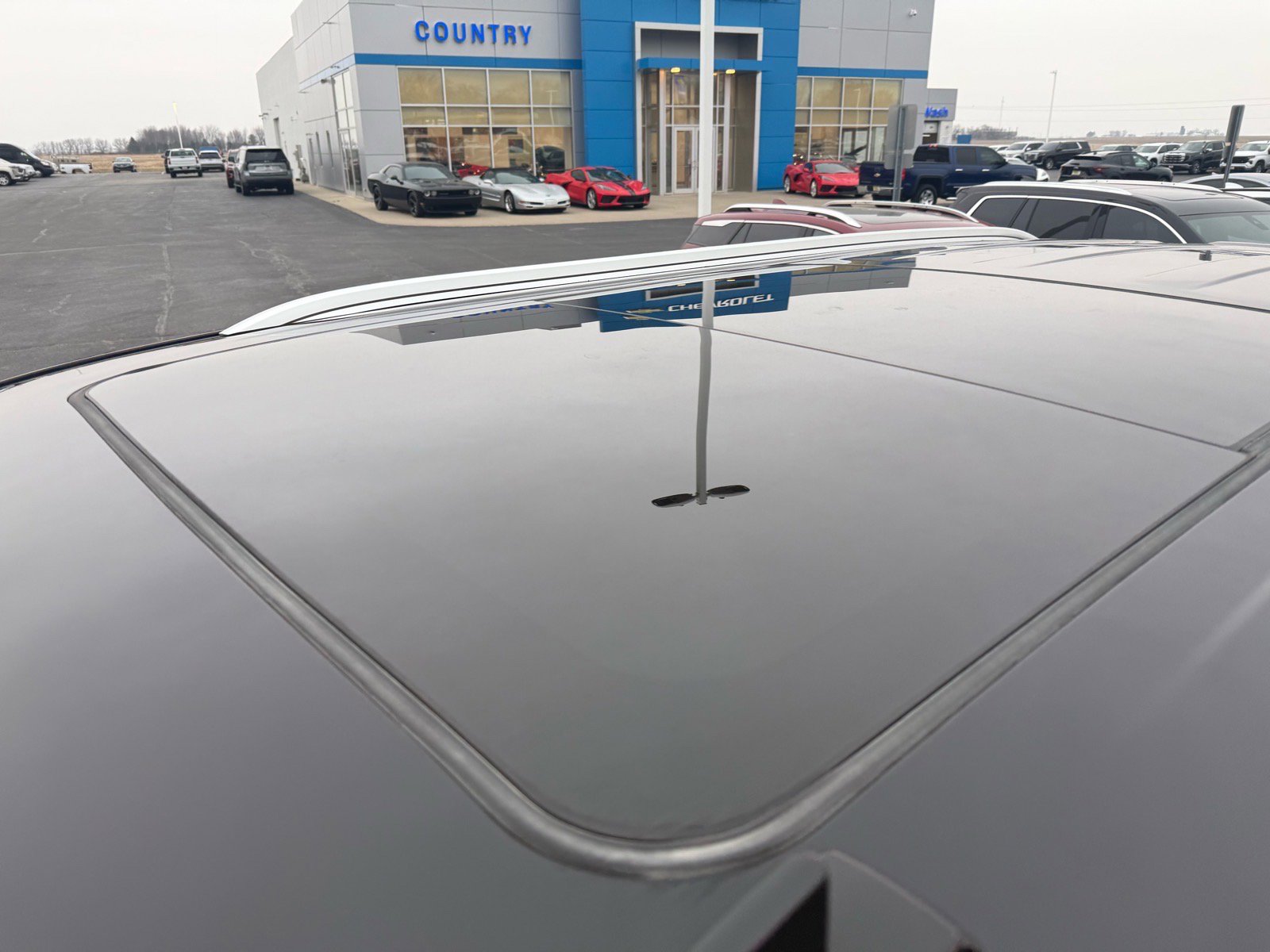 Used 2023 Cadillac Escalade Premium Luxury w/ Performance Package image 11