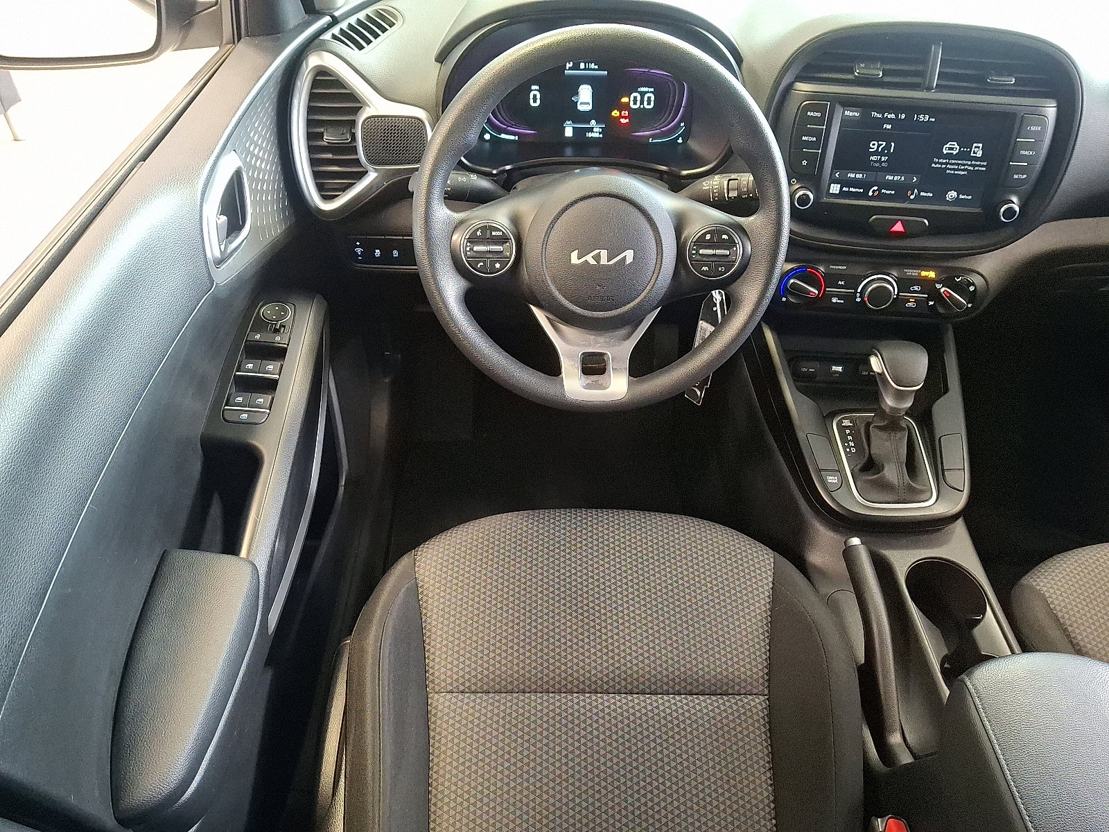 Certified 2023 Kia Soul LX w/ LX Technology Package image 11