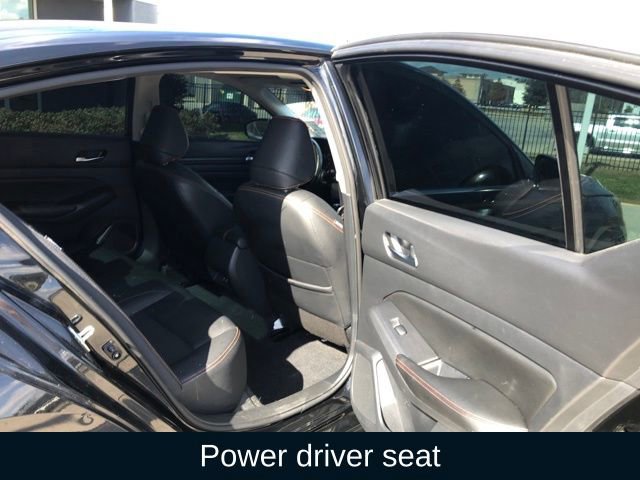 Used 2022 Nissan Altima 2.5 SR w/ Midnight Edition Package image 14