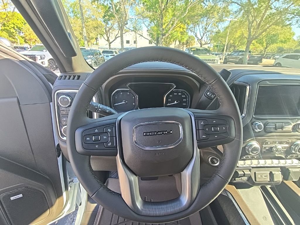 Used 2023 GMC Sierra 2500 Denali w/ Denali Ultimate Package image 24