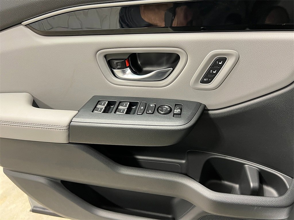 New 2025 Honda Pilot EX-L image 15