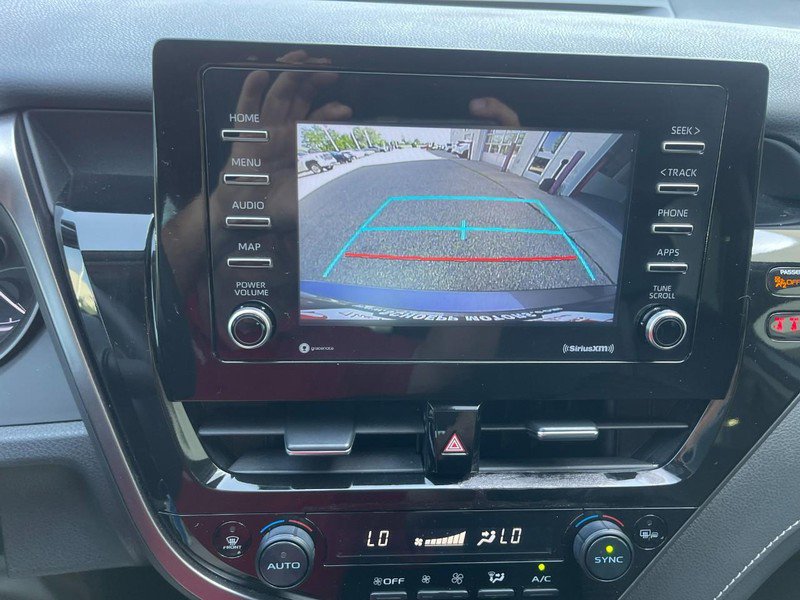 Used 2024 Toyota Camry SE image 28