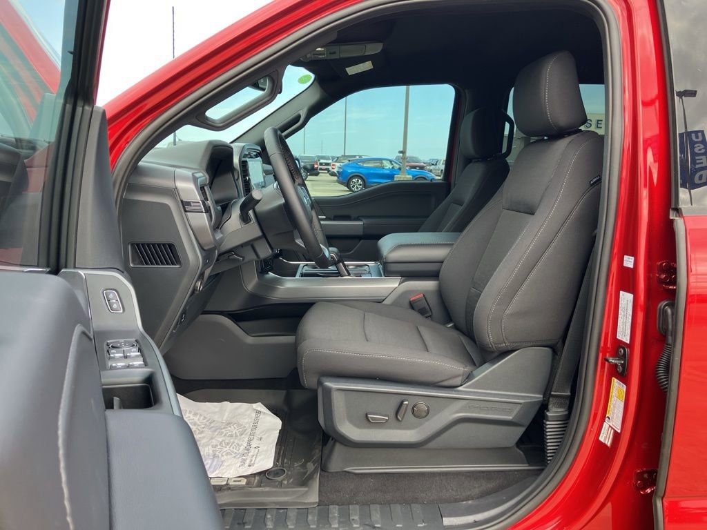 New 2025 Ford F150 XLT w/ Equipment Group 302A MID image 21