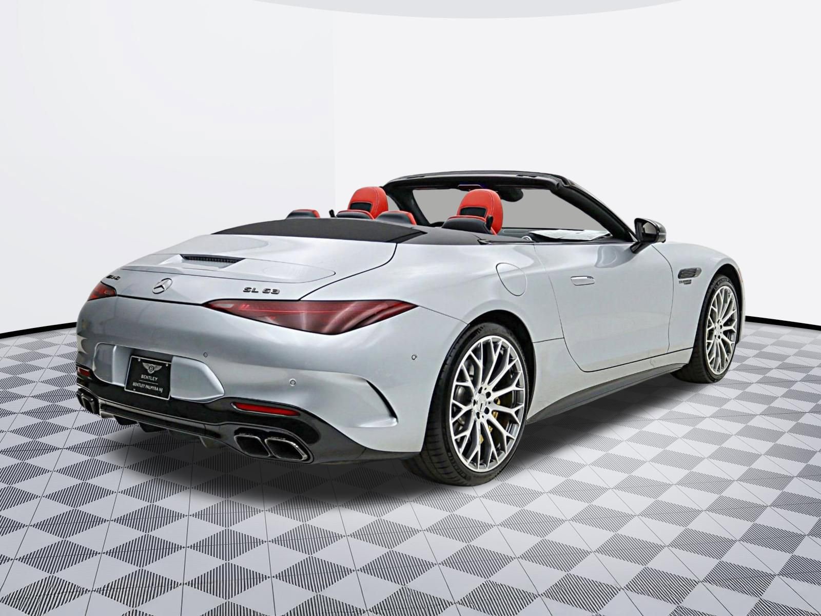 Used 2024 Mercedes-Benz SL 63 AMG 4MATIC image 10
