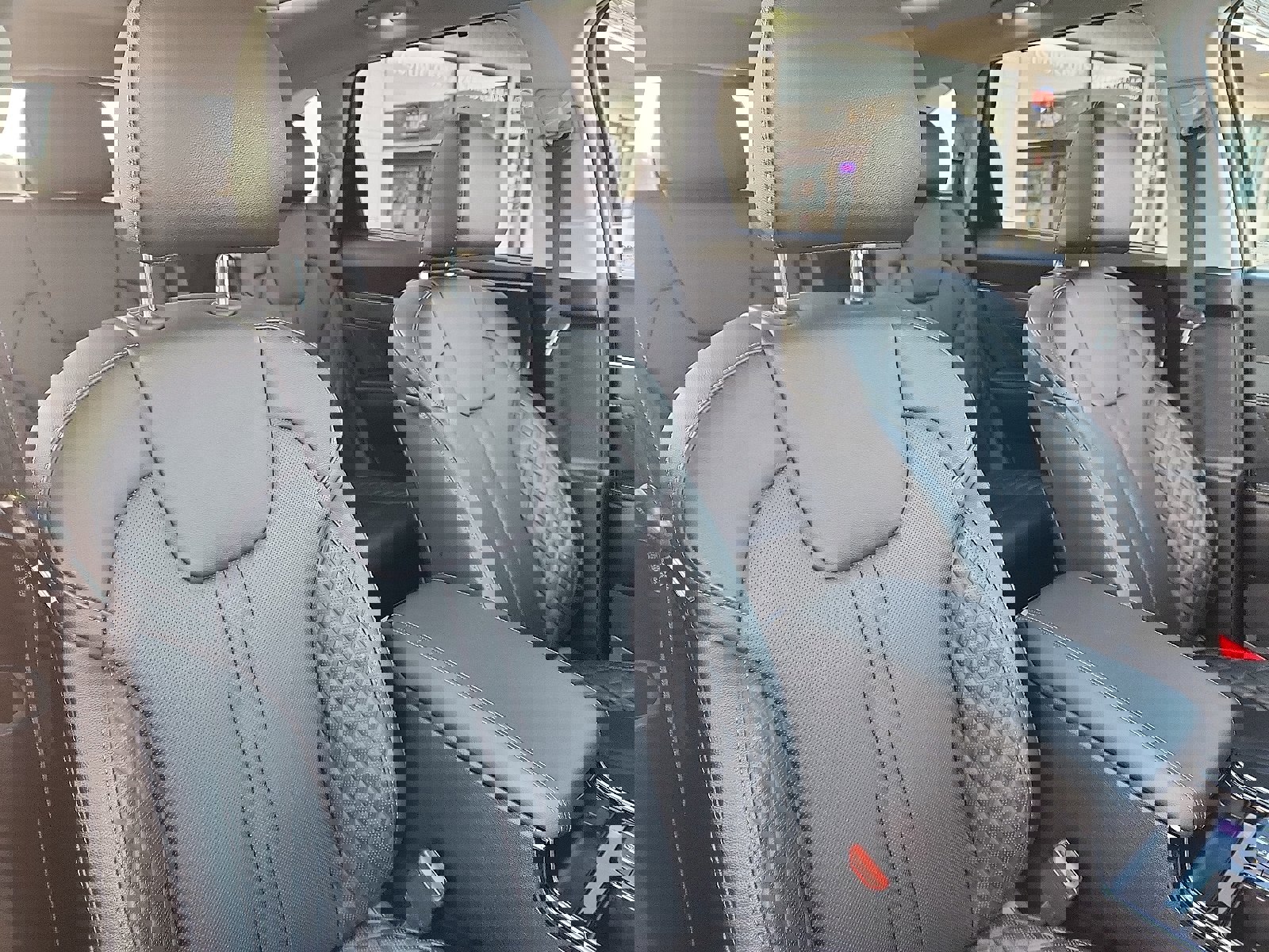 Used 2023 Kia Sorento SX image 32