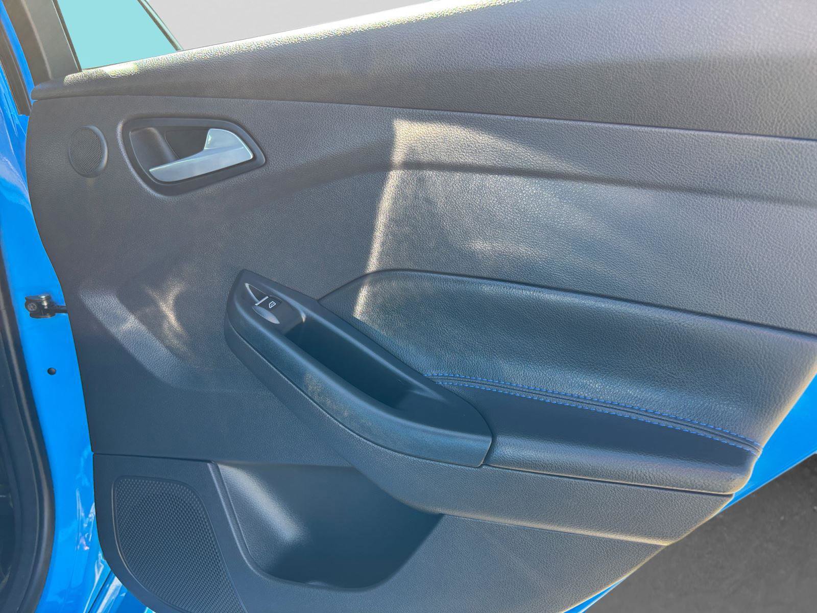 Used 2016 Ford Focus RS AWD/4WD image 38