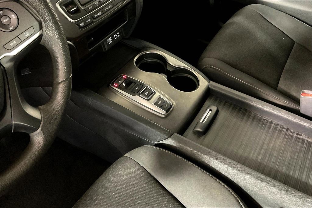 Used 2021 Honda Passport Sport image 17