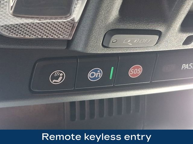 Used 2025 GMC Sierra 3500 Denali Ultimate AWD/4WD image 16