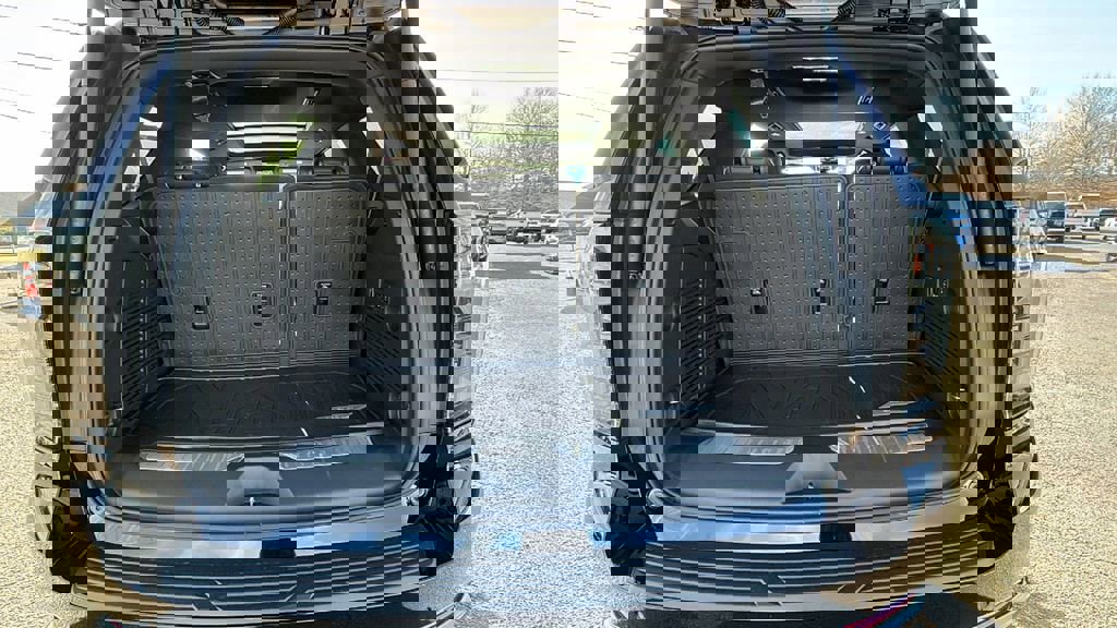 New 2026 Chevrolet Tahoe Premier w/ Sun And Tow Package image 10