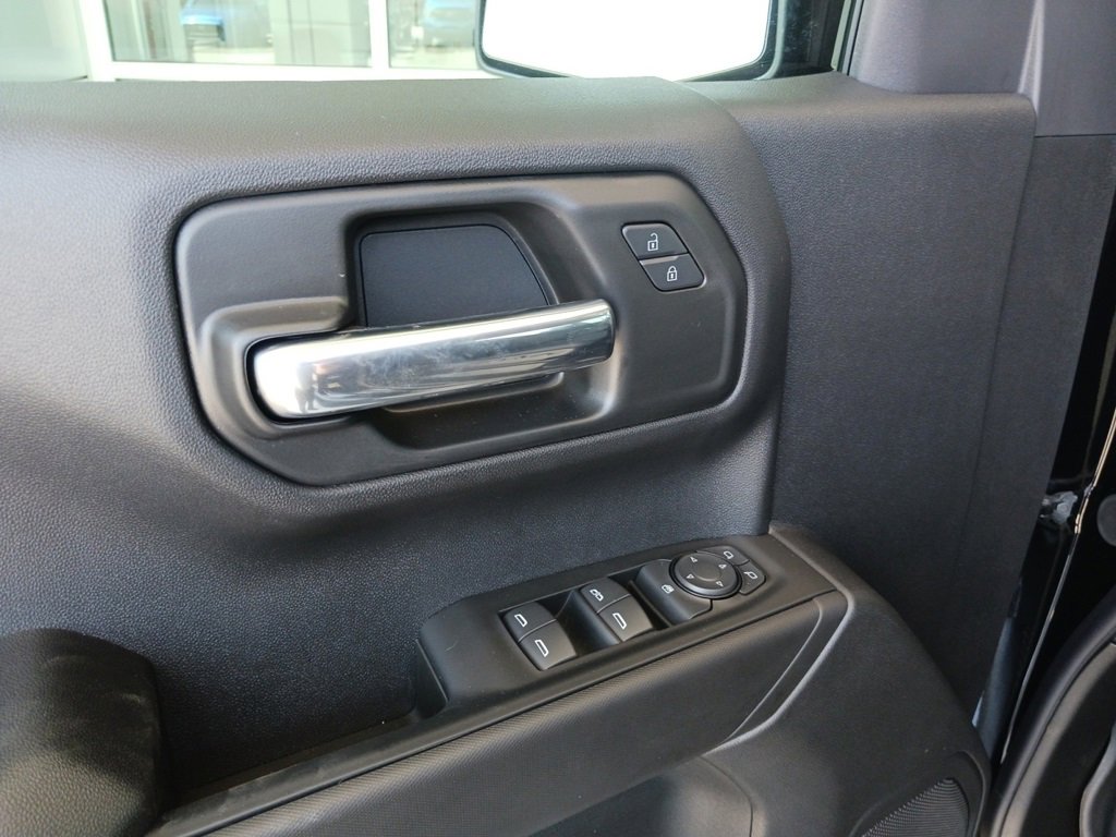 New 2025 Chevrolet Silverado 1500 Custom image 14