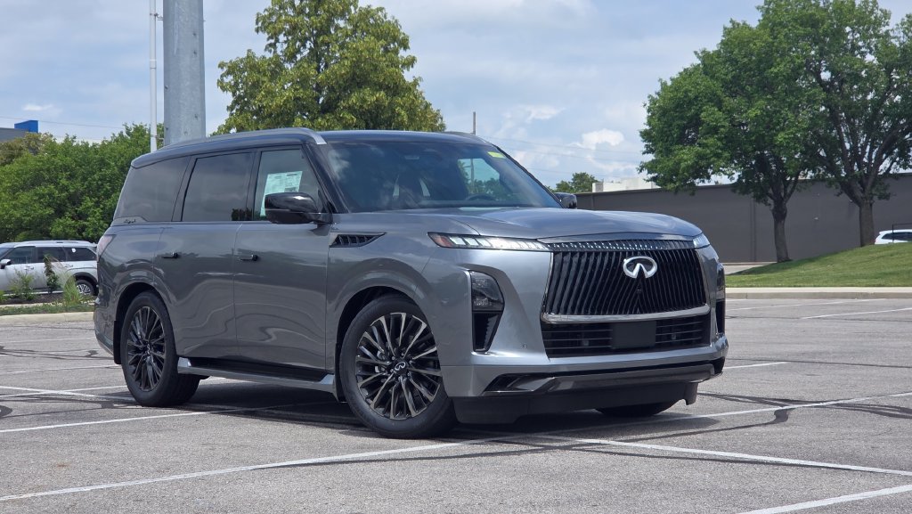 New 2026 INFINITI QX80 Autograph w/ Premium Cargo Package AWD/4WD image 2