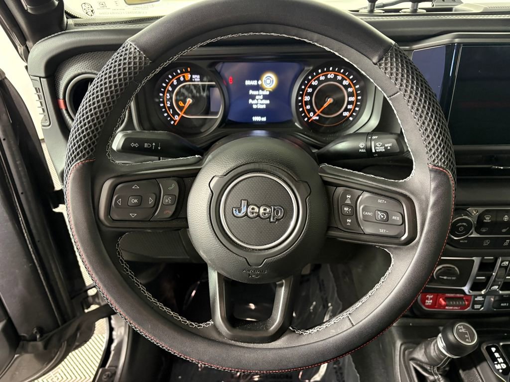 Used 2025 Jeep Gladiator Rubicon w/ Safety Group image 15