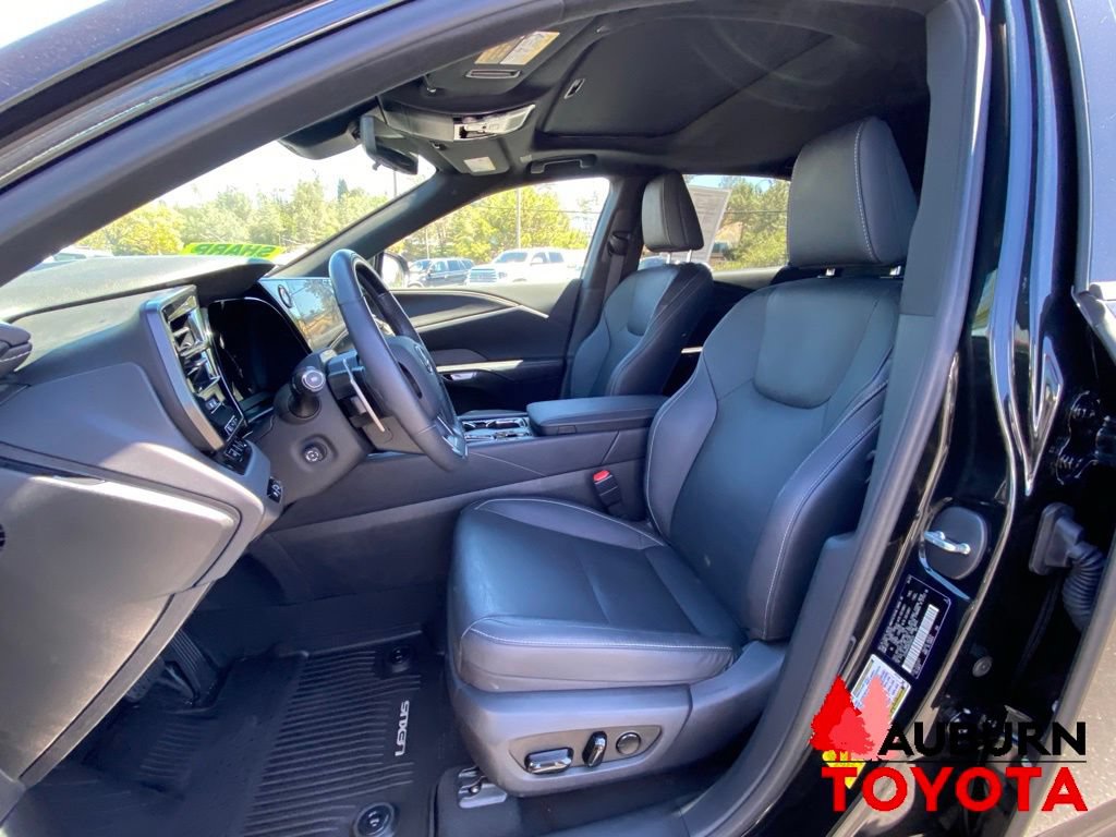 Used 2024 Lexus RX 350 Premium Plus w/ Convenience Package AWD/4WD image 33