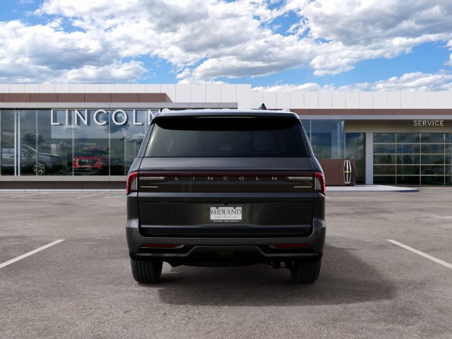 New 2027 Lincoln Navigator Reserve AWD/4WD image 9