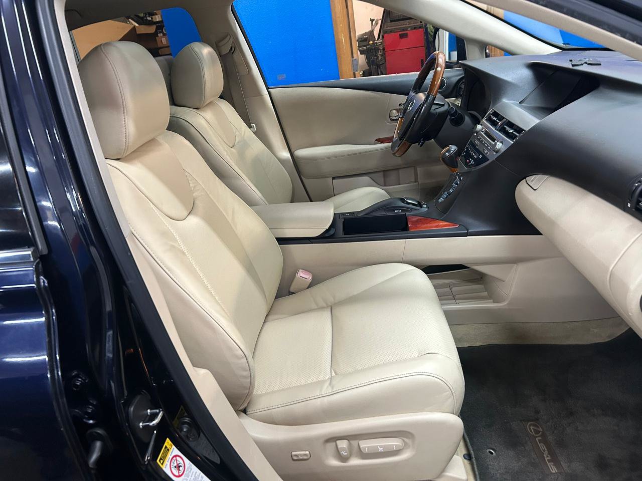 Used 2010 Lexus RX 450h AWD image 22