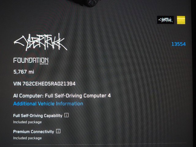 Used 2024 Tesla Cybertruck AWD Crew Cab image 4