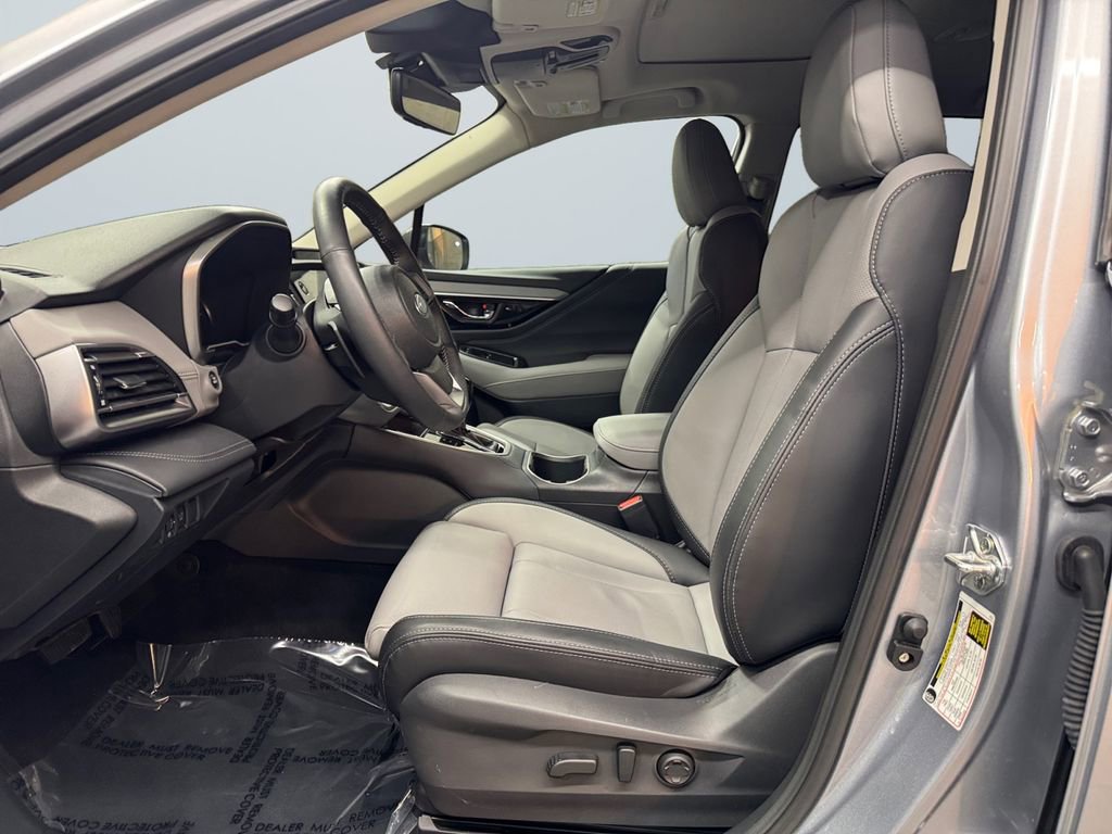 Certified 2025 Subaru Outback Limited image 9