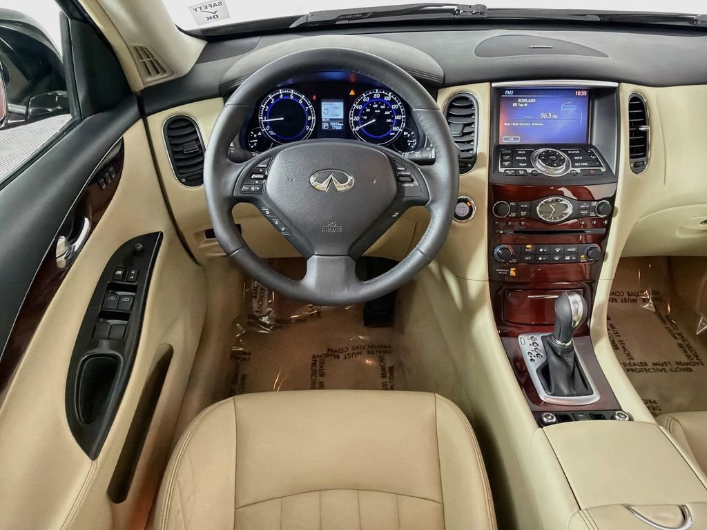 Used 2016 INFINITI QX50 AWD w/ Deluxe Touring Package image 24