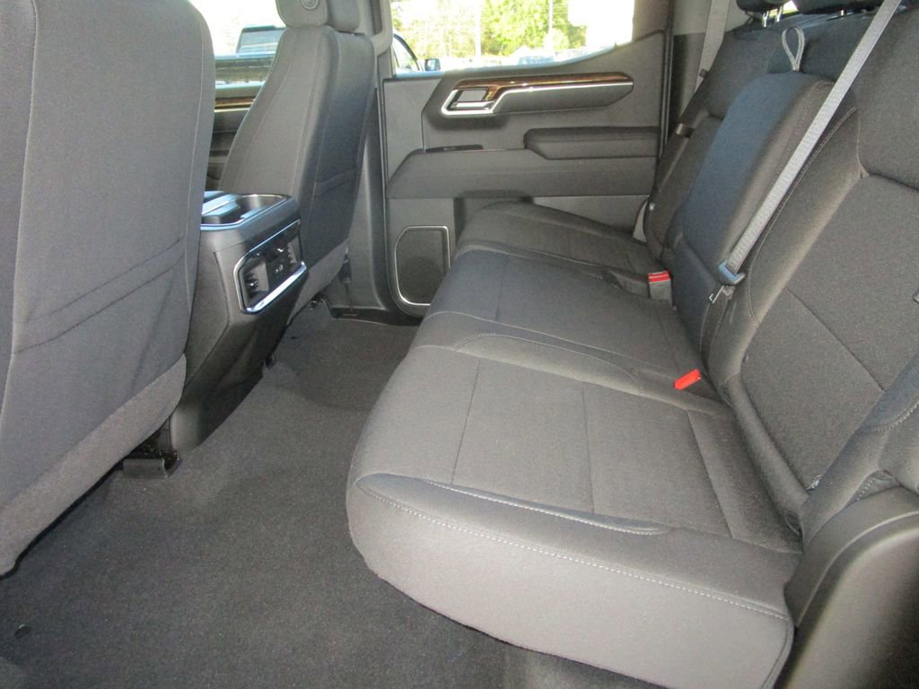 New 2026 GMC Sierra 1500 Elevation image 19