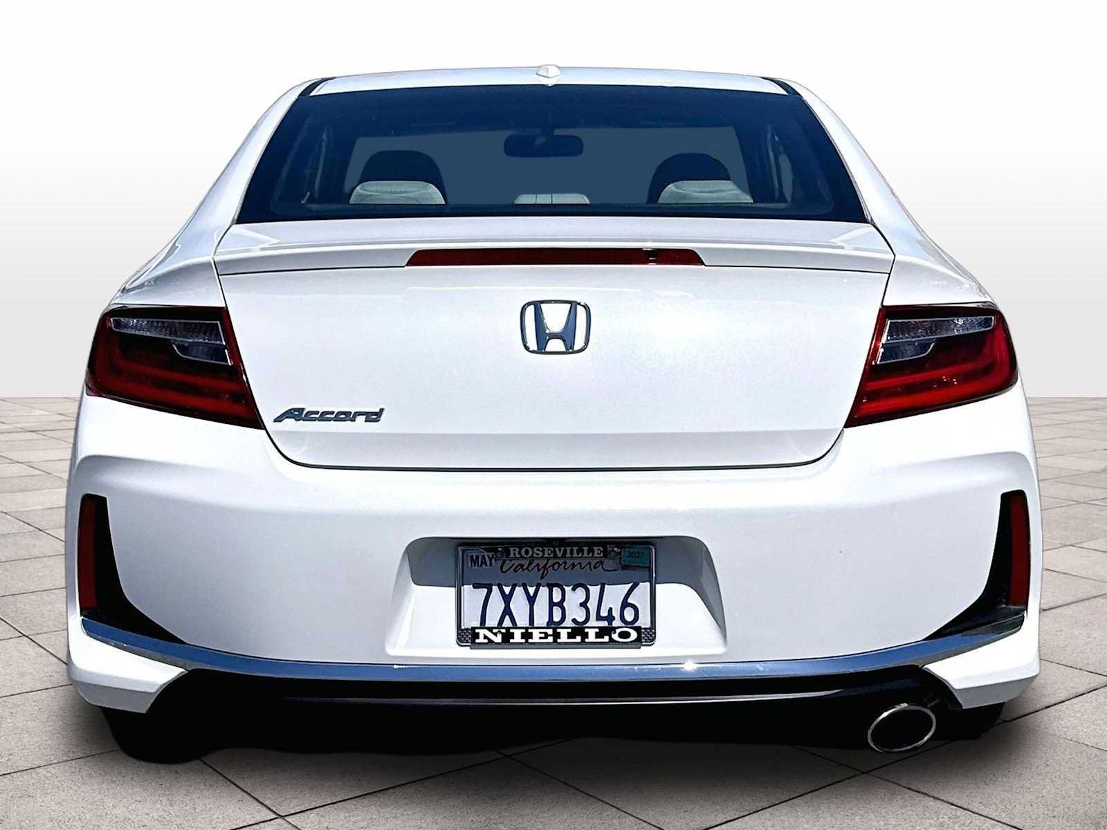 Used 2017 Honda Accord EX image 7