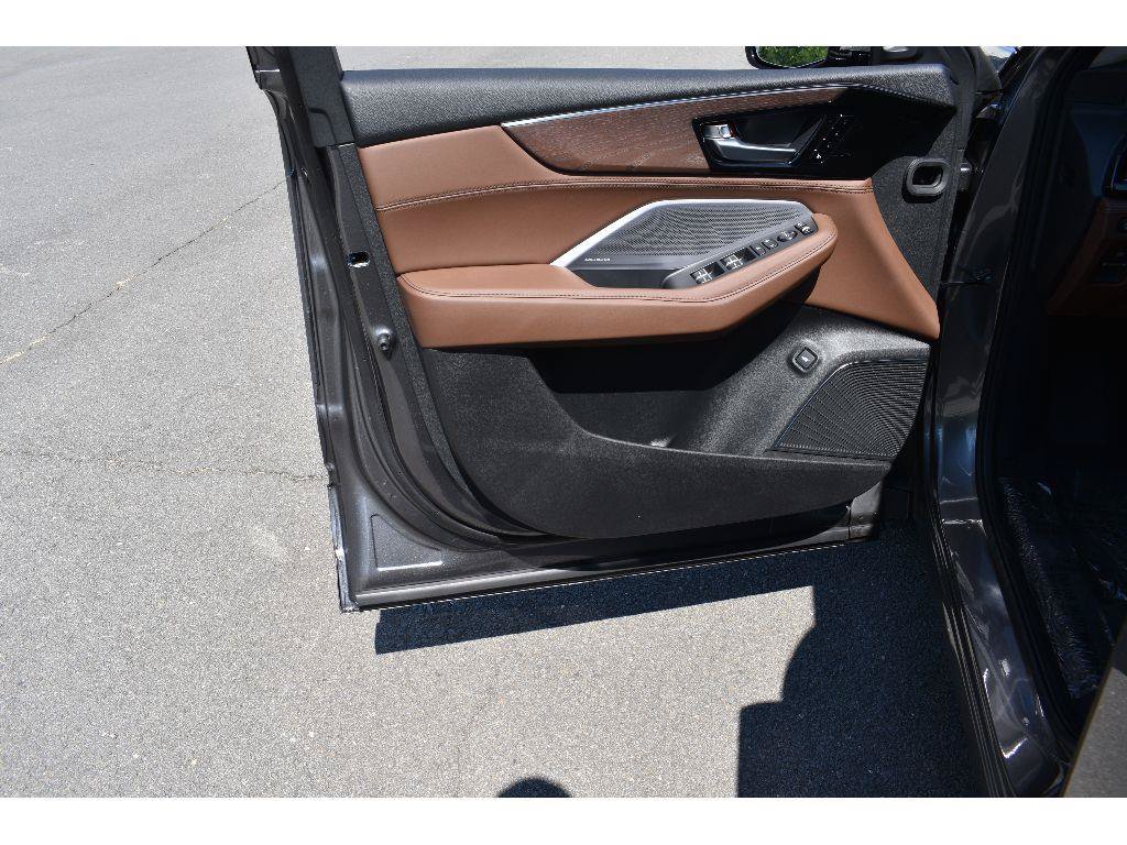 New 2026 Acura MDX w/ Advance Package AWD/4WD image 26