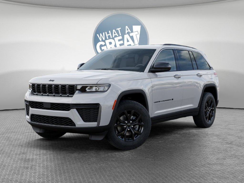 New 2026 Jeep Grand Cherokee Altitude AWD/4WD image 2