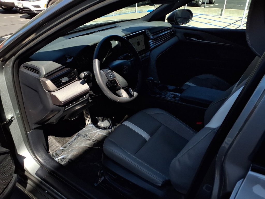 Certified 2025 Toyota Camry SE FWD image 18