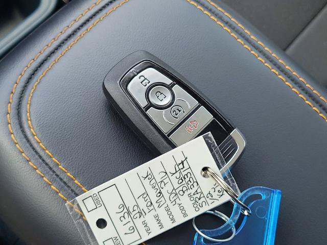 Certified 2025 Ford Maverick Tremor AWD/4WD image 32