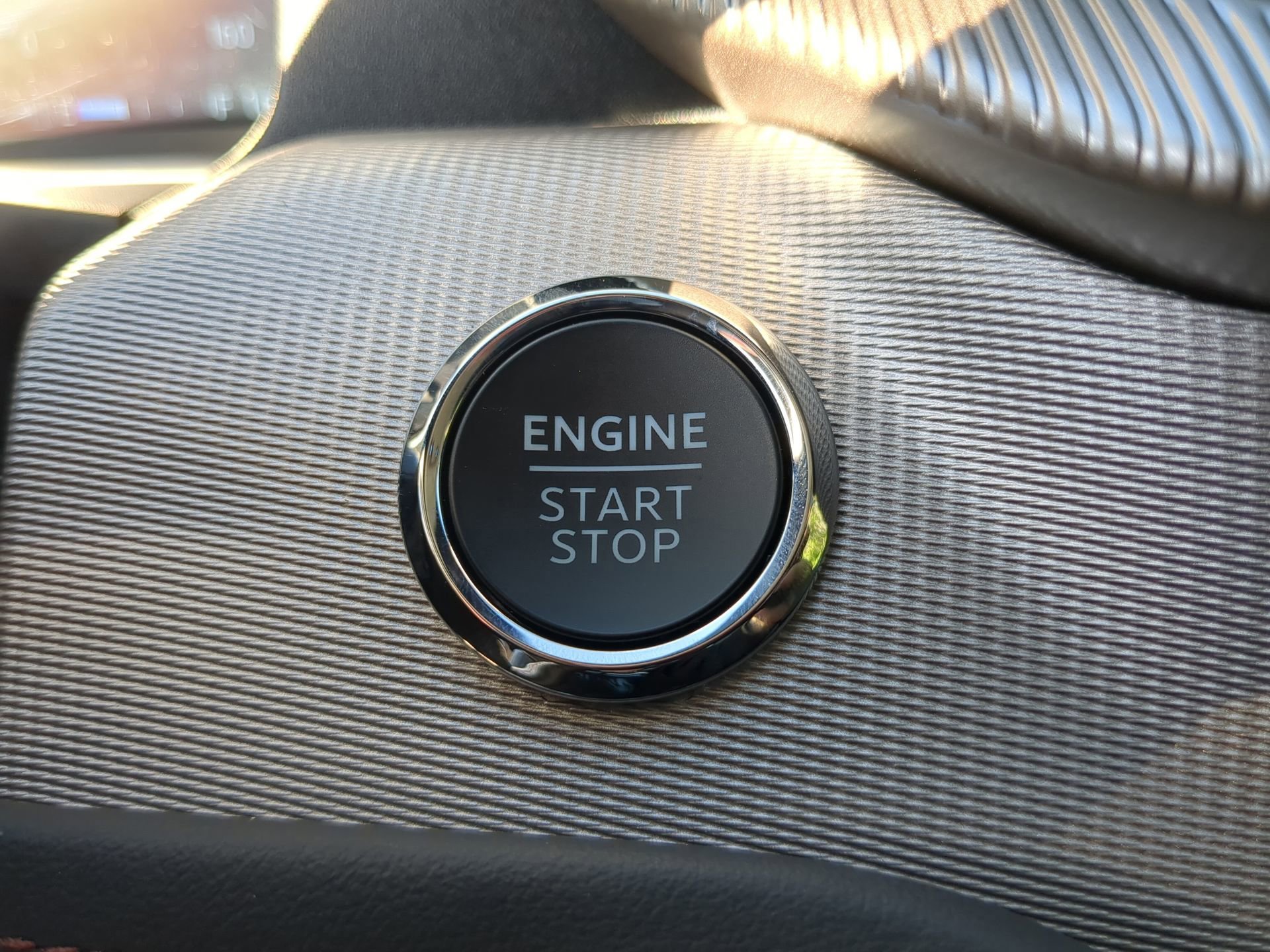 New 2025 Ford Explorer Active w/ Active Comfort Package image 64