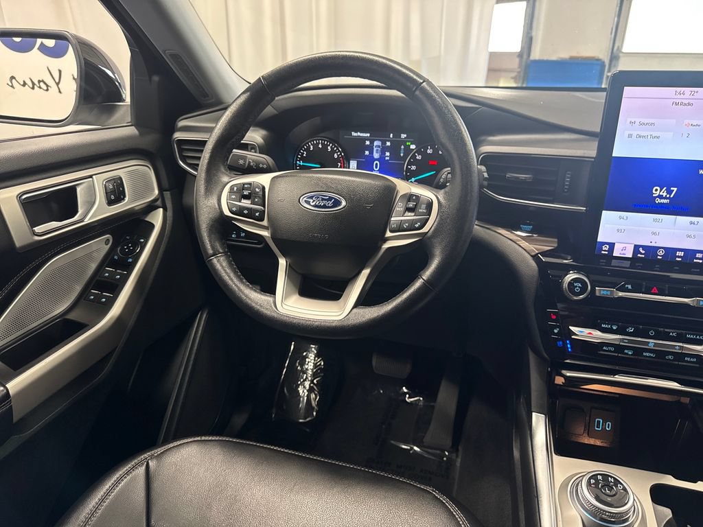Certified 2024 Ford Explorer Limited w/ Limited Technology Package AWD/4WD image 22
