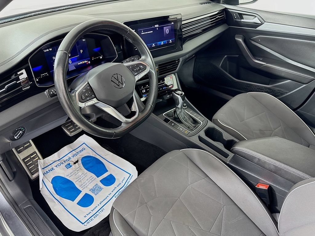 Used 2025 Volkswagen Jetta Sport FWD image 10