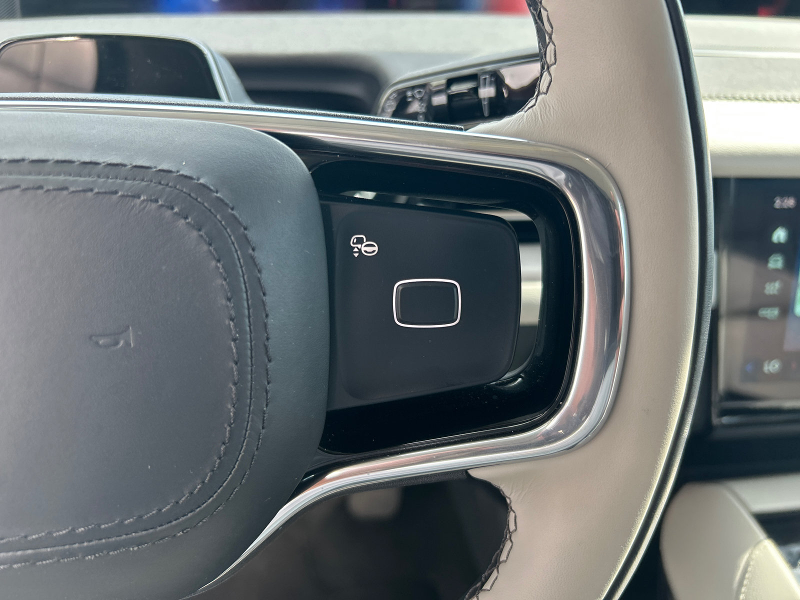 New 2026 Lincoln Navigator Premiere AWD/4WD image 20