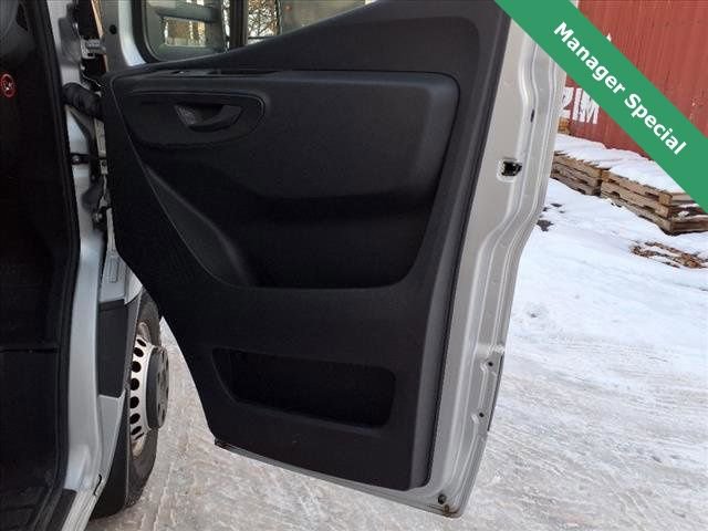 Used 2022 Mercedes-Benz Sprinter 3500 image 23