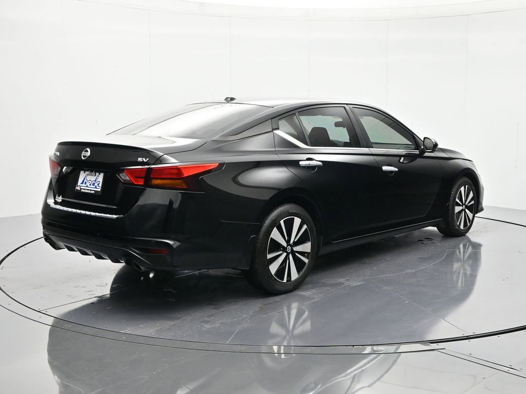 Certified 2022 Nissan Altima 2.5 SV w/ SV Premium Package FWD image 5