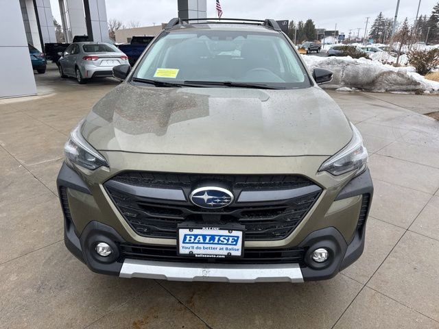 Used 2023 Subaru Outback Limited image 2