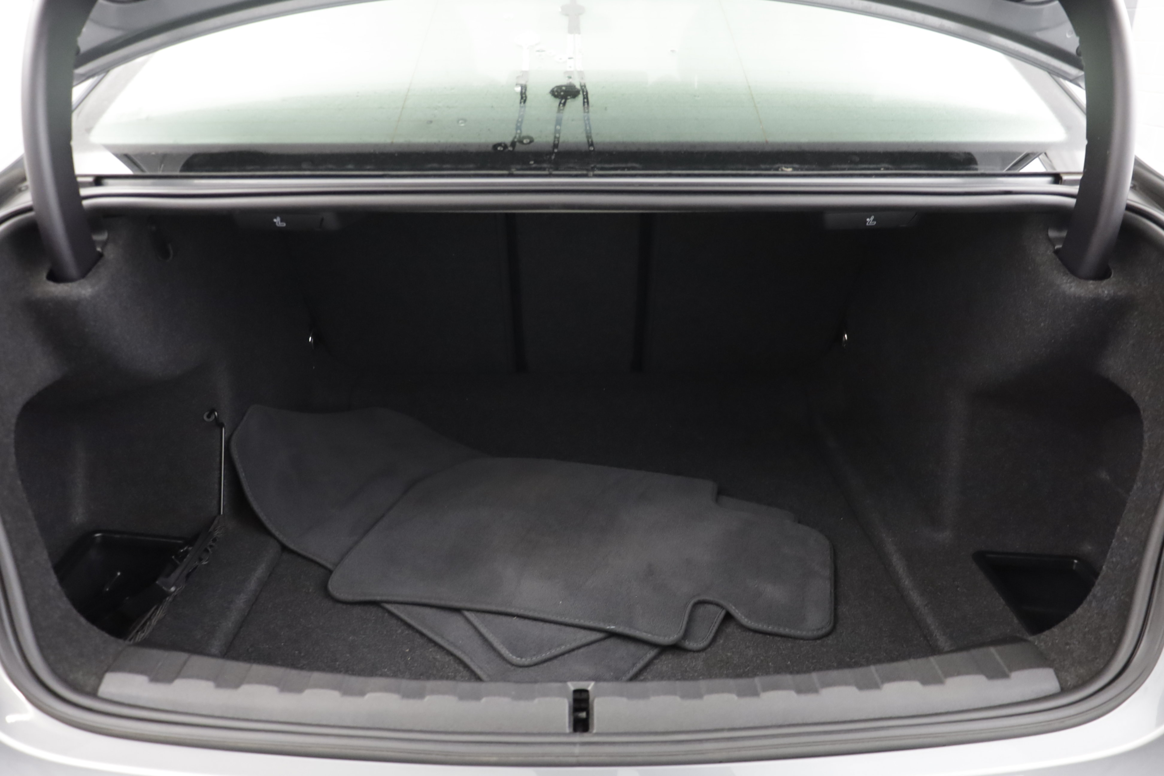 Used 2025 BMW 330i xDrive Sedan AWD/4WD image 17