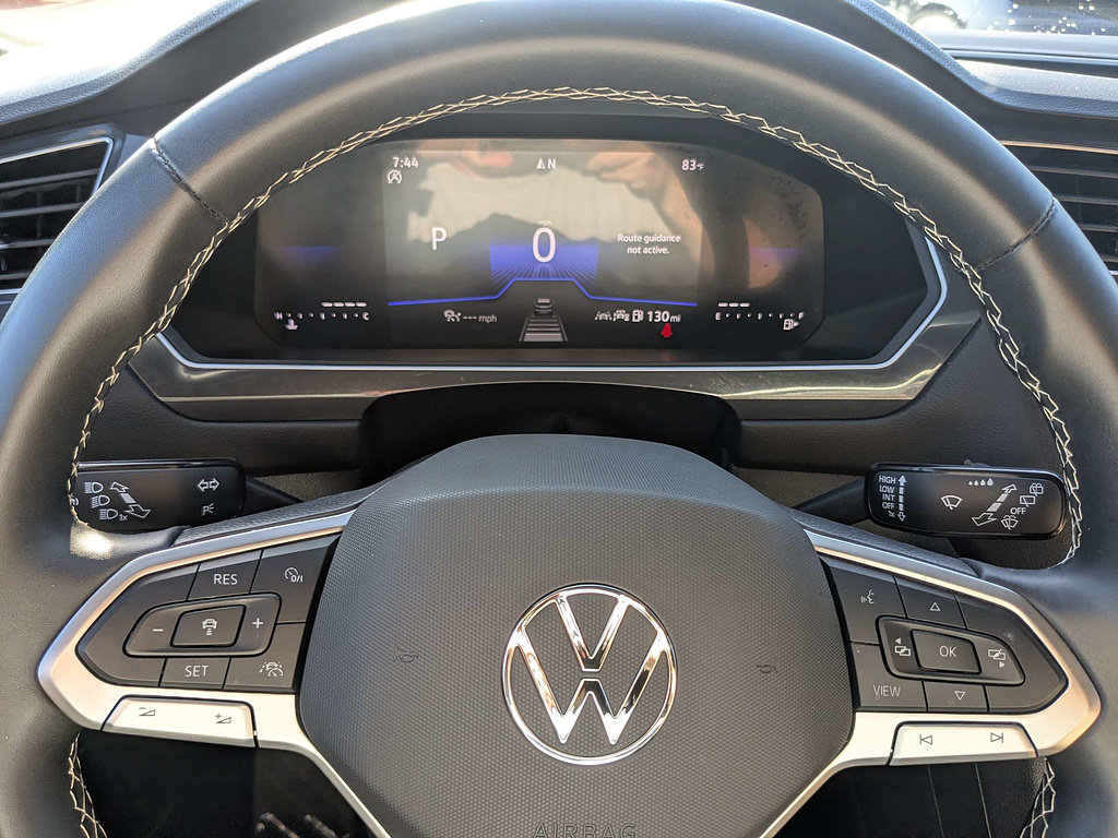Used 2024 Volkswagen Tiguan SE FWD image 28