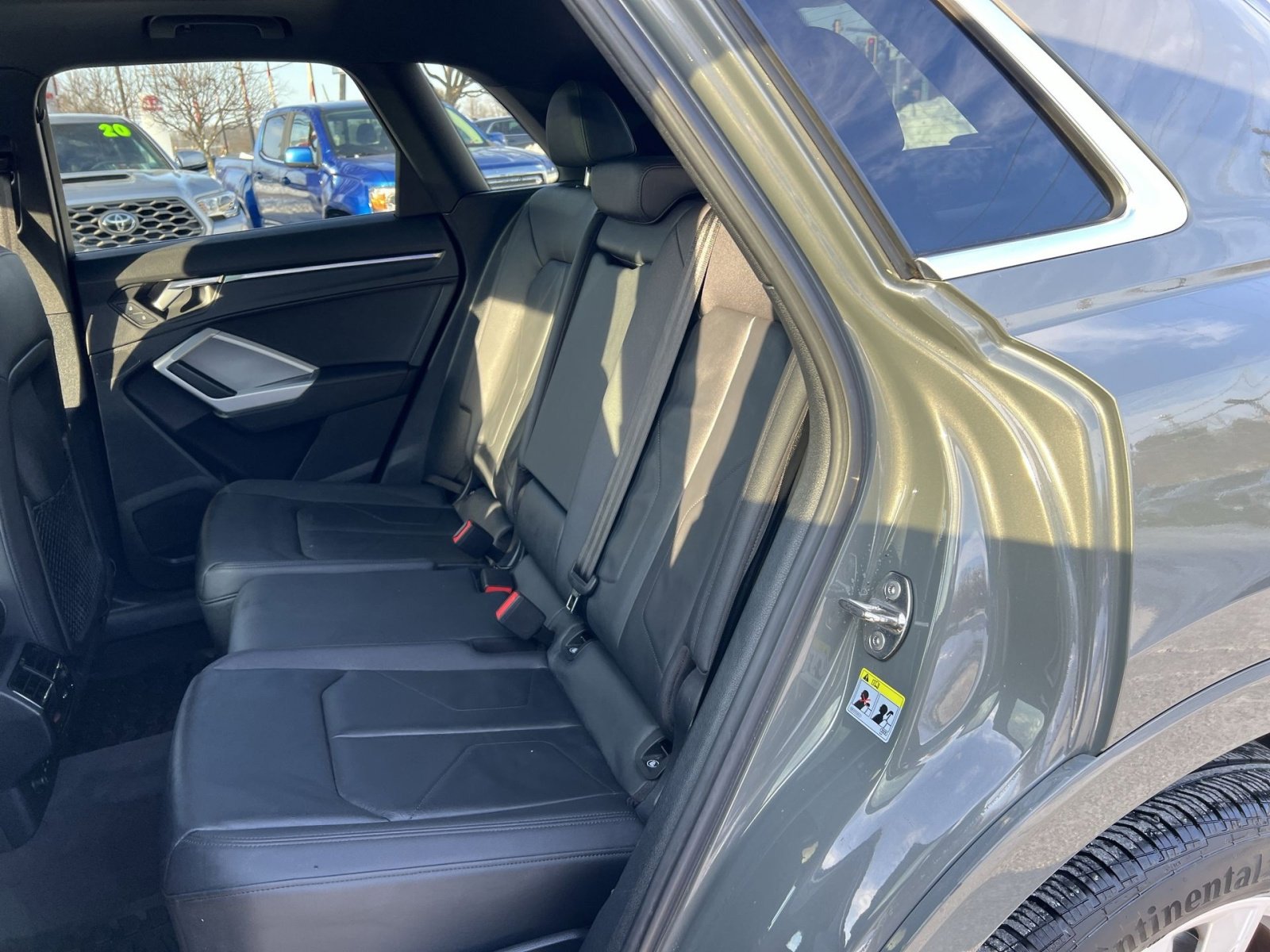 Used 2022 Audi Q3 2.0T Premium Plus image 24