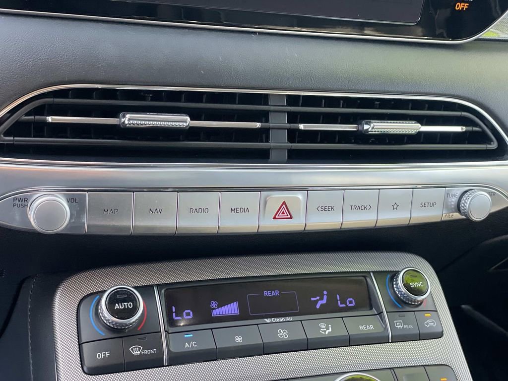 Used 2022 Hyundai Palisade Limited image 16