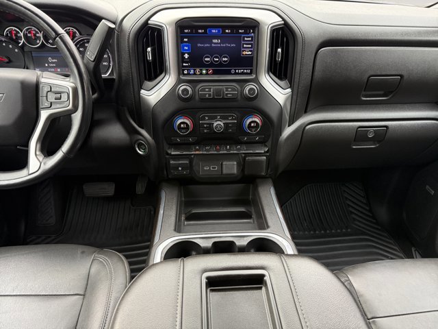 Used 2020 Chevrolet Silverado 1500 RST w/ All-Star Edition image 11