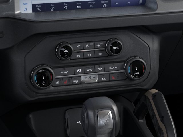 Used 2025 Ford Bronco Badlands AWD/4WD image 16