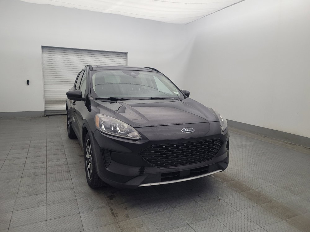 Used 2020 Ford Escape SE Sport image 13