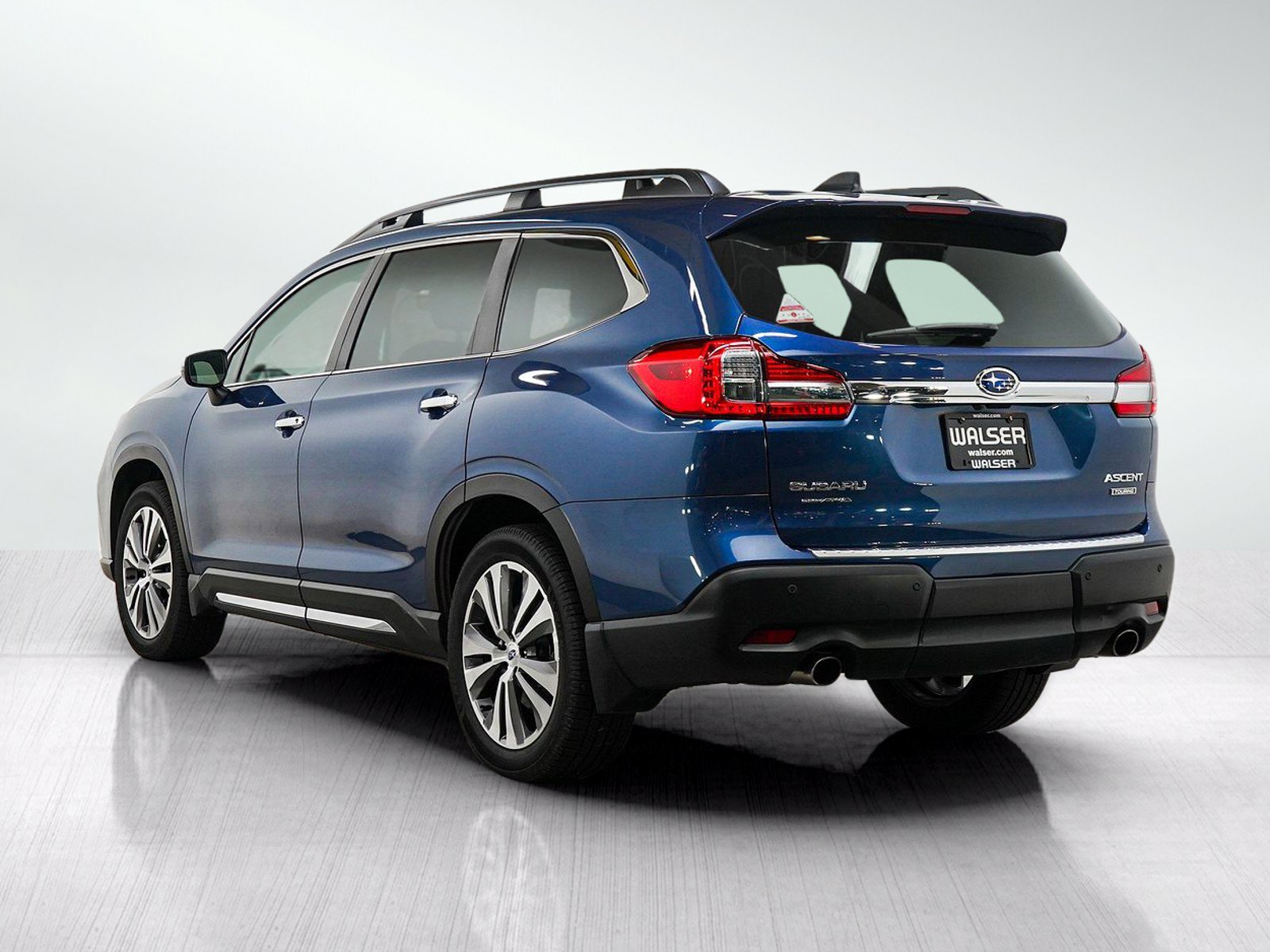 Used 2021 Subaru Ascent Touring w/ Popular Package #2 AWD/4WD image 3
