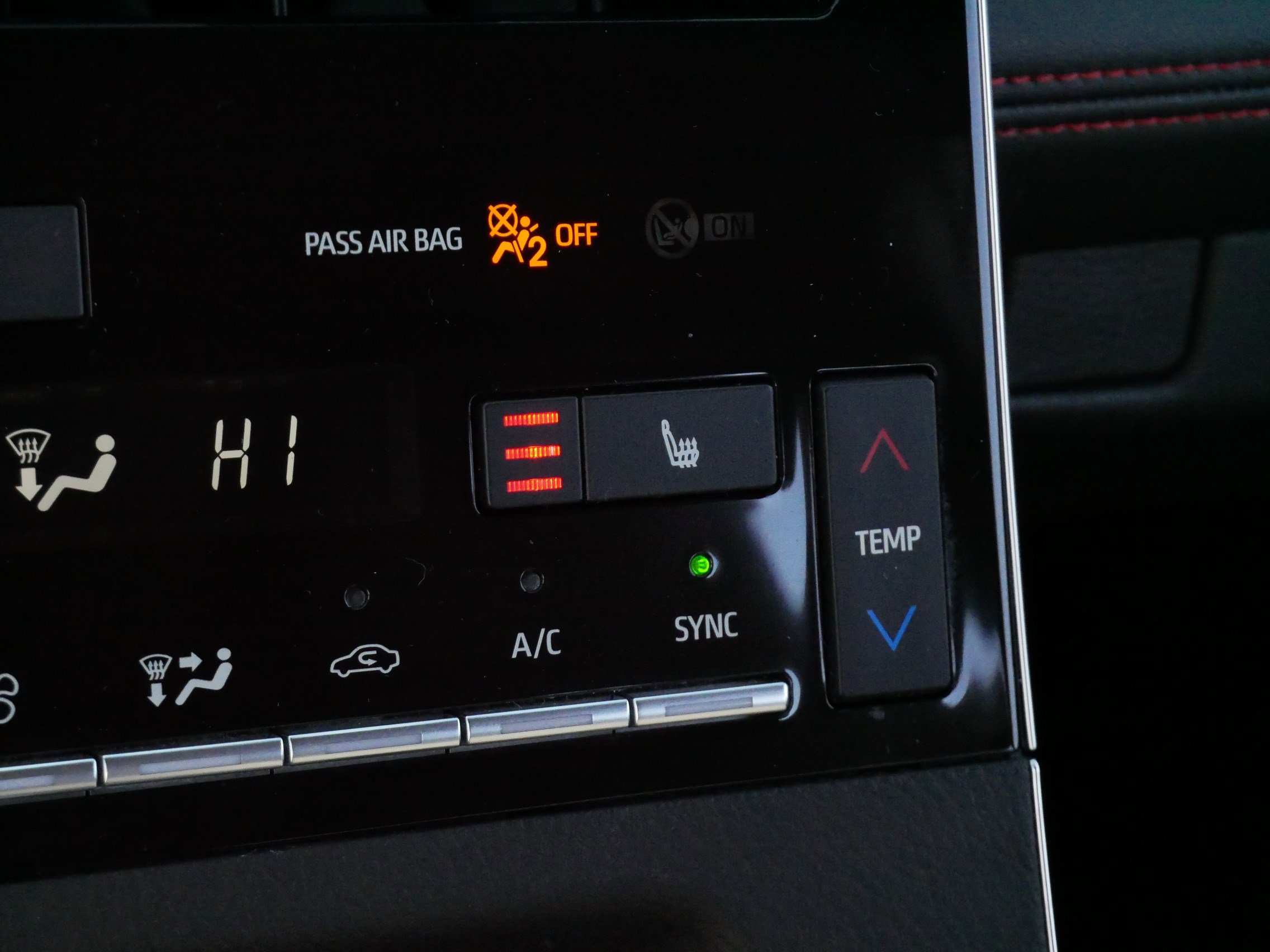 Used 2021 Toyota Avalon TRD image 29